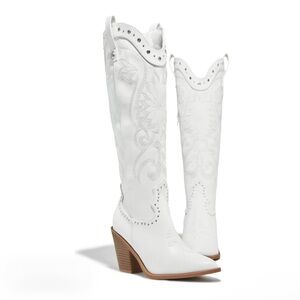 White cowgirl boots